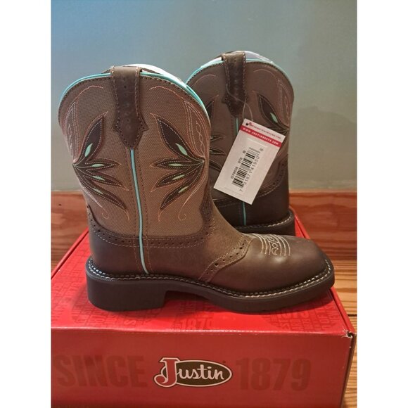 Justin Women’s 8 Square Toe Water Buffalo Style GY9539 New NIB - Picture 1 of 1